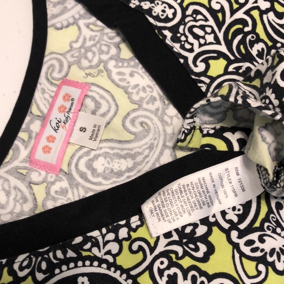 Koi Scrub Top Small - Picture 2 of 11